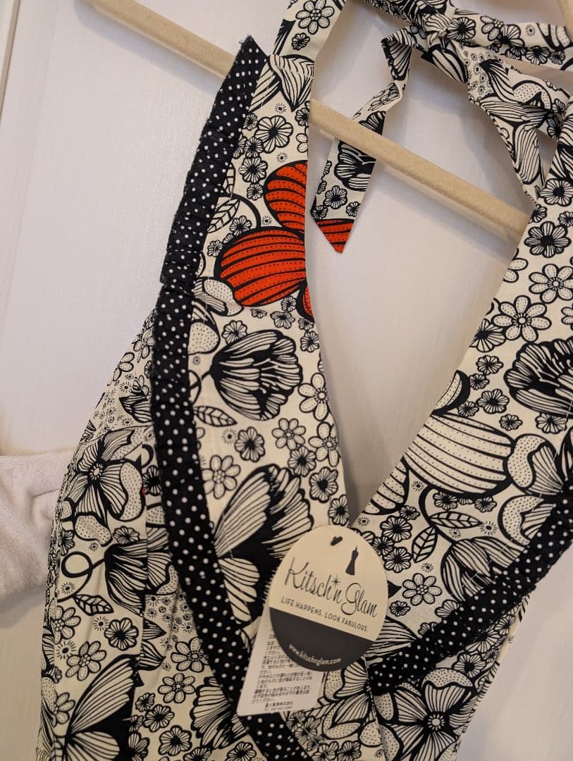 Kitsch'n Glam 柄エプロン綿100%