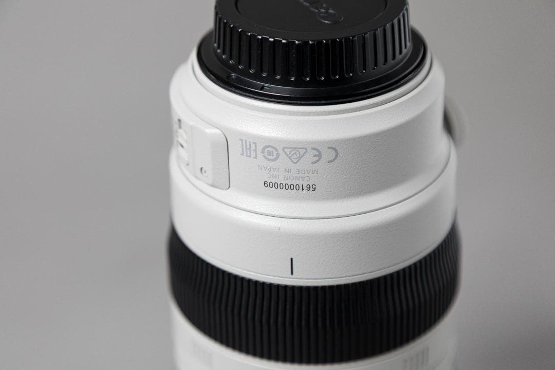 Canon 100-400mm F4.5-5.6 ズームレンズ ET-83D
