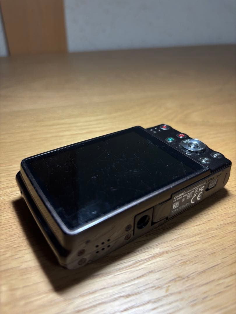 動作確認済みCASIO EXILIM 12メガピクセル デジタルカメラ
