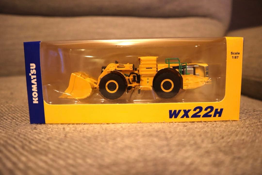 コマツミニカーセット11種　KOMATSUミニカー セット (非売品新品未開封)