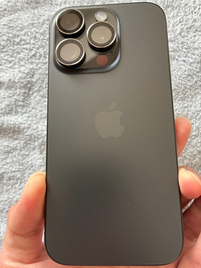 iPhone15Pro 256G ブラックチタニウム