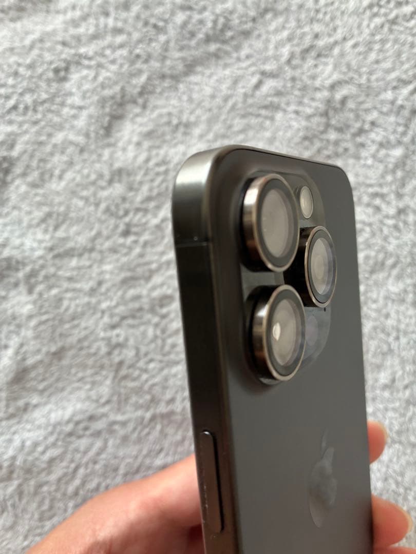 iPhone15Pro 256G ブラックチタニウム