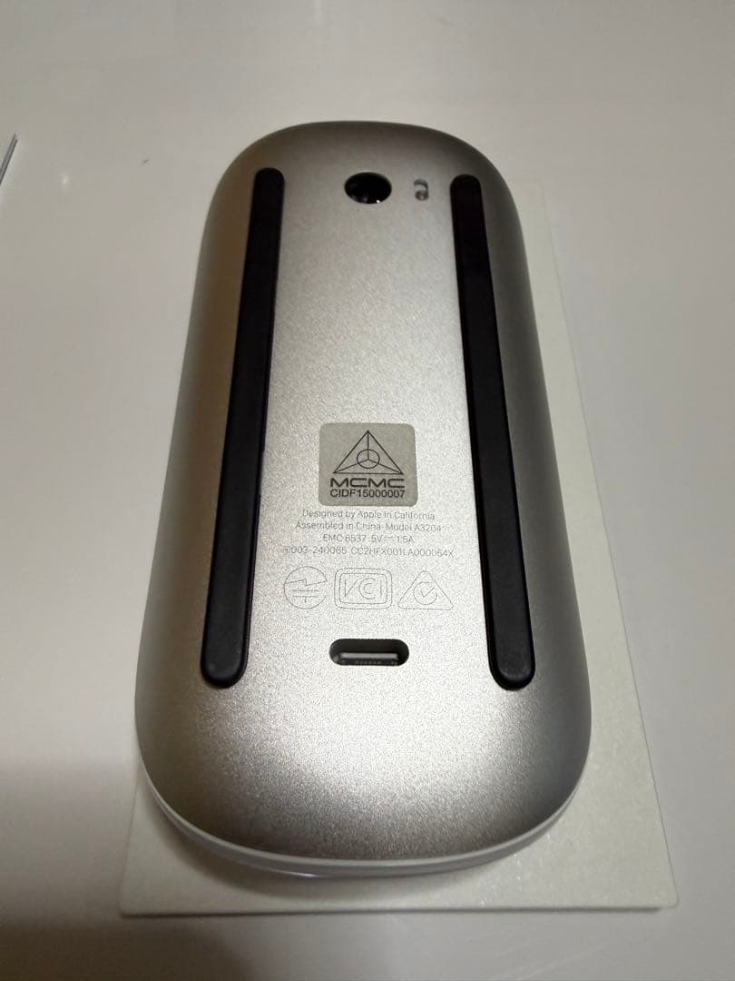 Apple Magic Mouse usb-c to c ホワイト