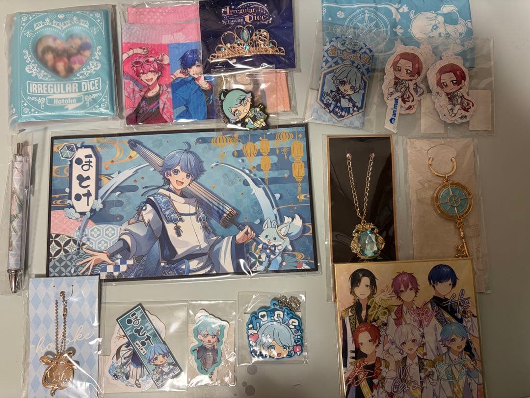 いれいす -hotoke- アクスタ アクキー 缶バ チェキ 缶バッジ