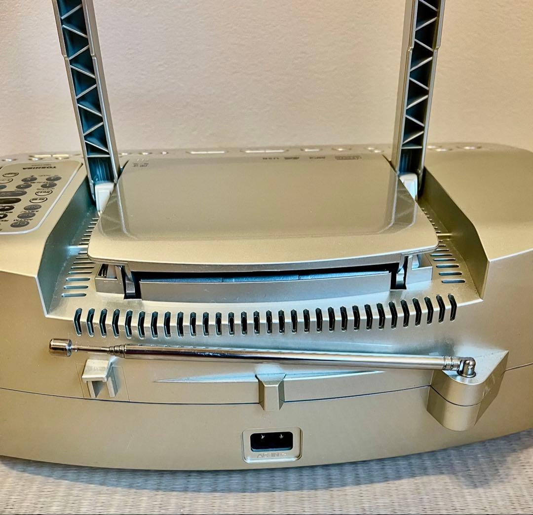 【美品】TOSHIBA CDラジカセ