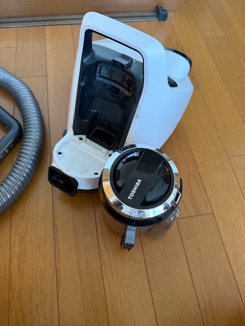 東芝 掃除機 サイクロン トルネオミニ VC-C7A-W ホワイト 年製2023
