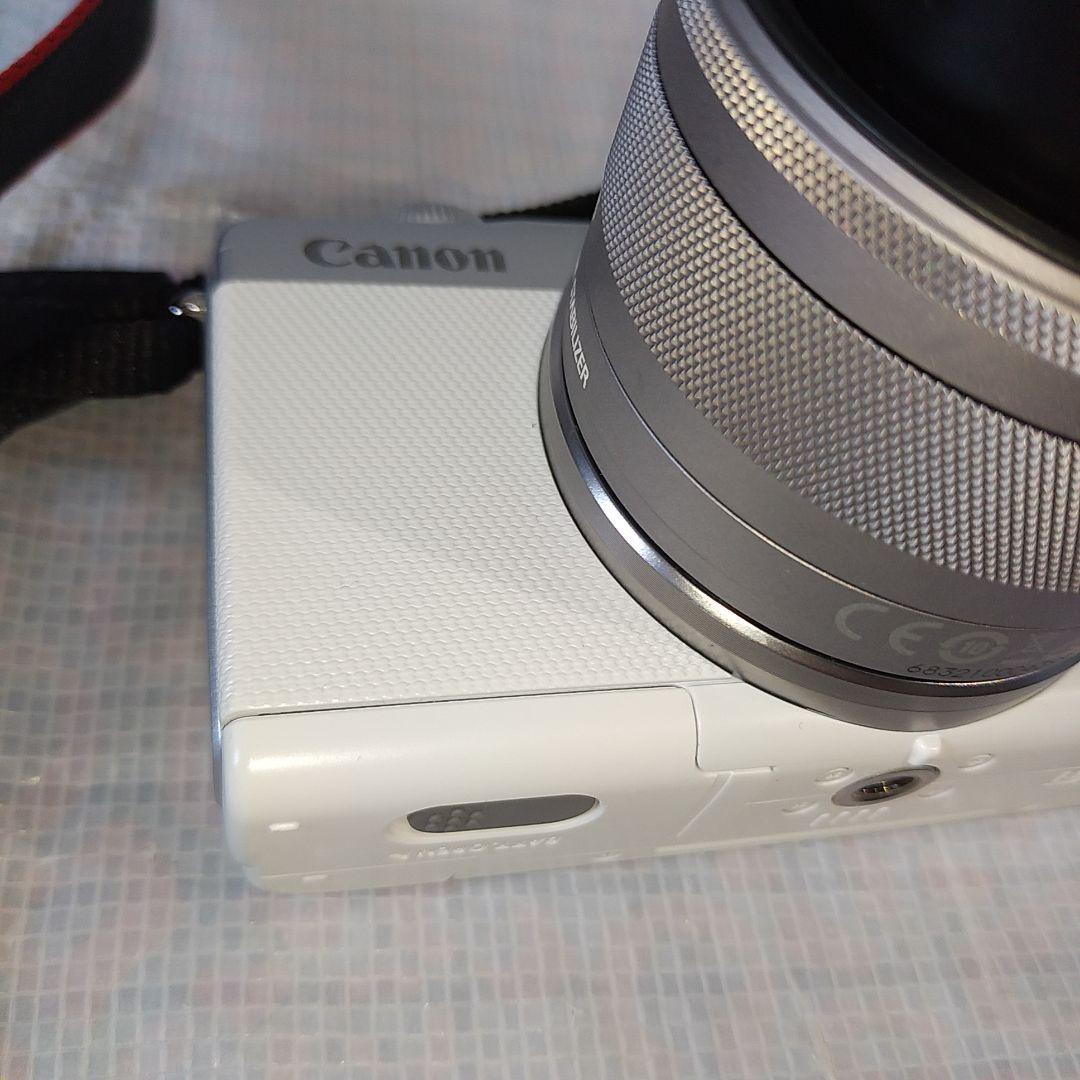Canon キヤノン EOS M100 ボディ ホワイト 本体　レンズ