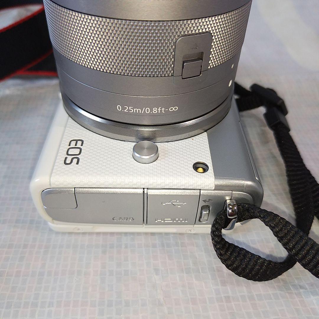 Canon キヤノン EOS M100 ボディ ホワイト 本体　レンズ