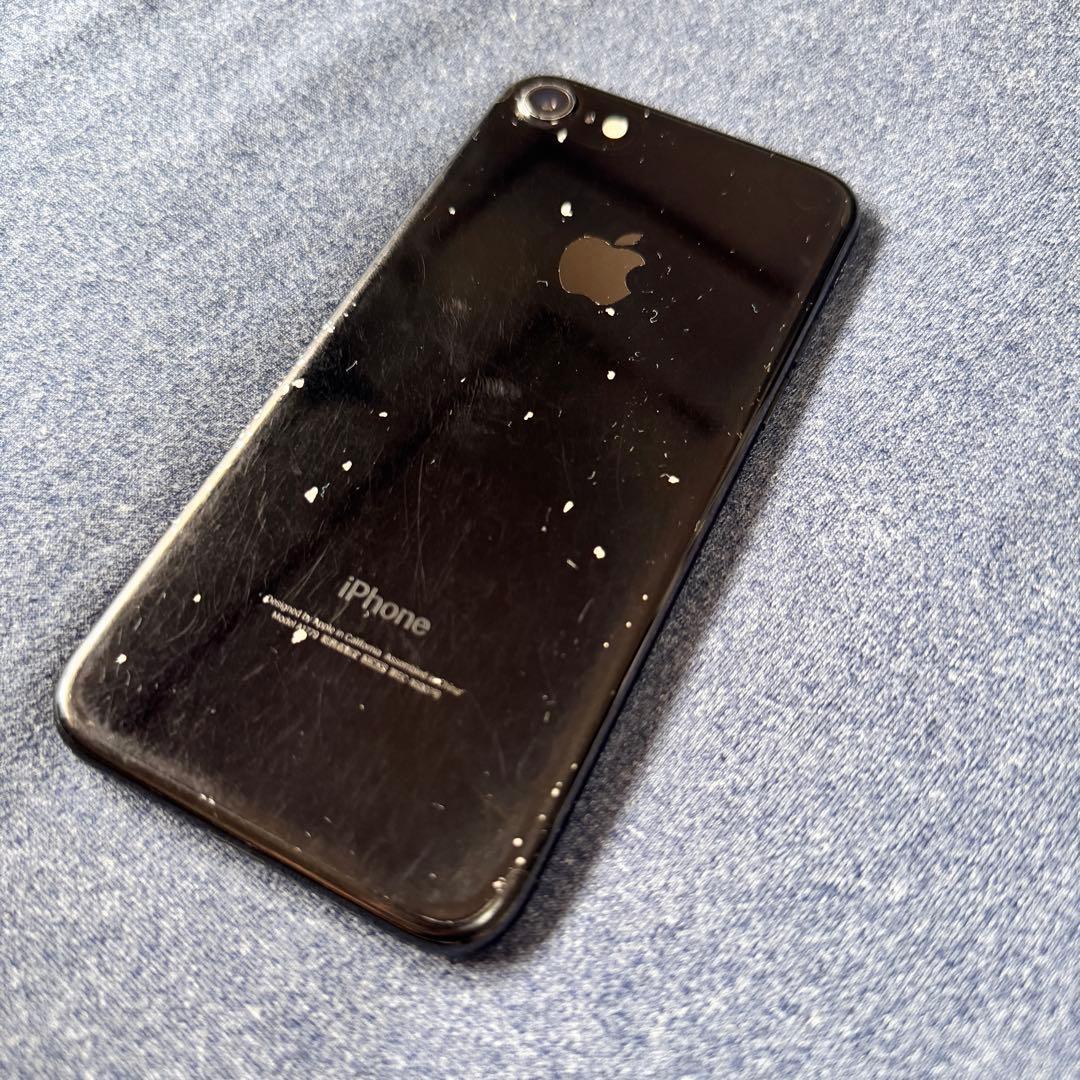 iPhone 7 ジェットブラック128GB SIMフリー