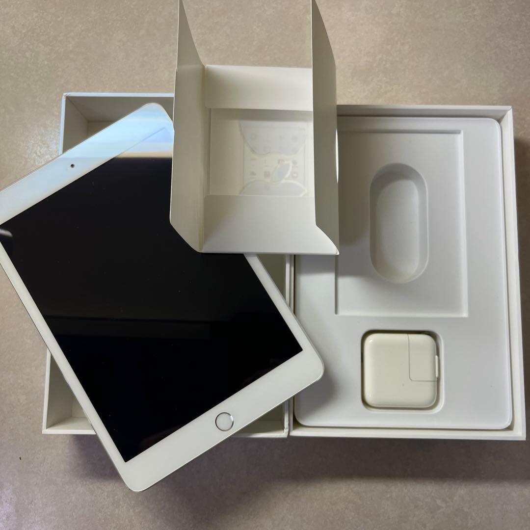 Apple iPad mini3 シルバー 128GB 箱付き 純正カバー