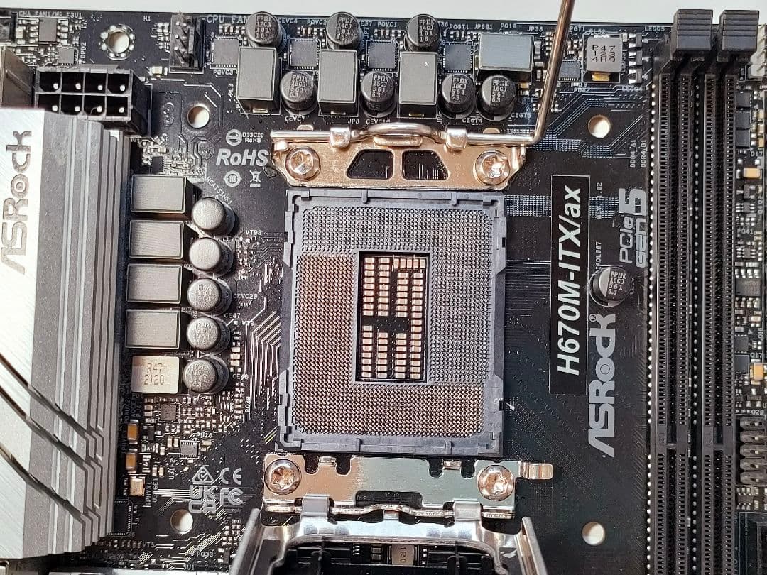 ASRock H670M-ITX/ax | PCIe 5.0対応・14世代対応
