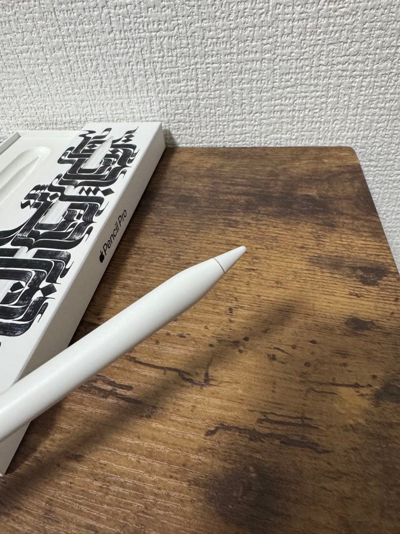 Apple Pencil Pro ホワイト（White）