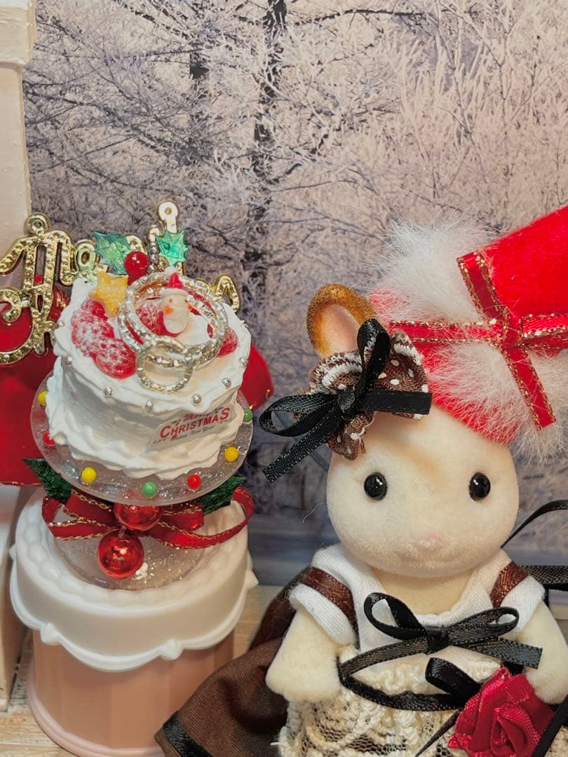 クリスマスケーキサンタと一緒ホールケーキ