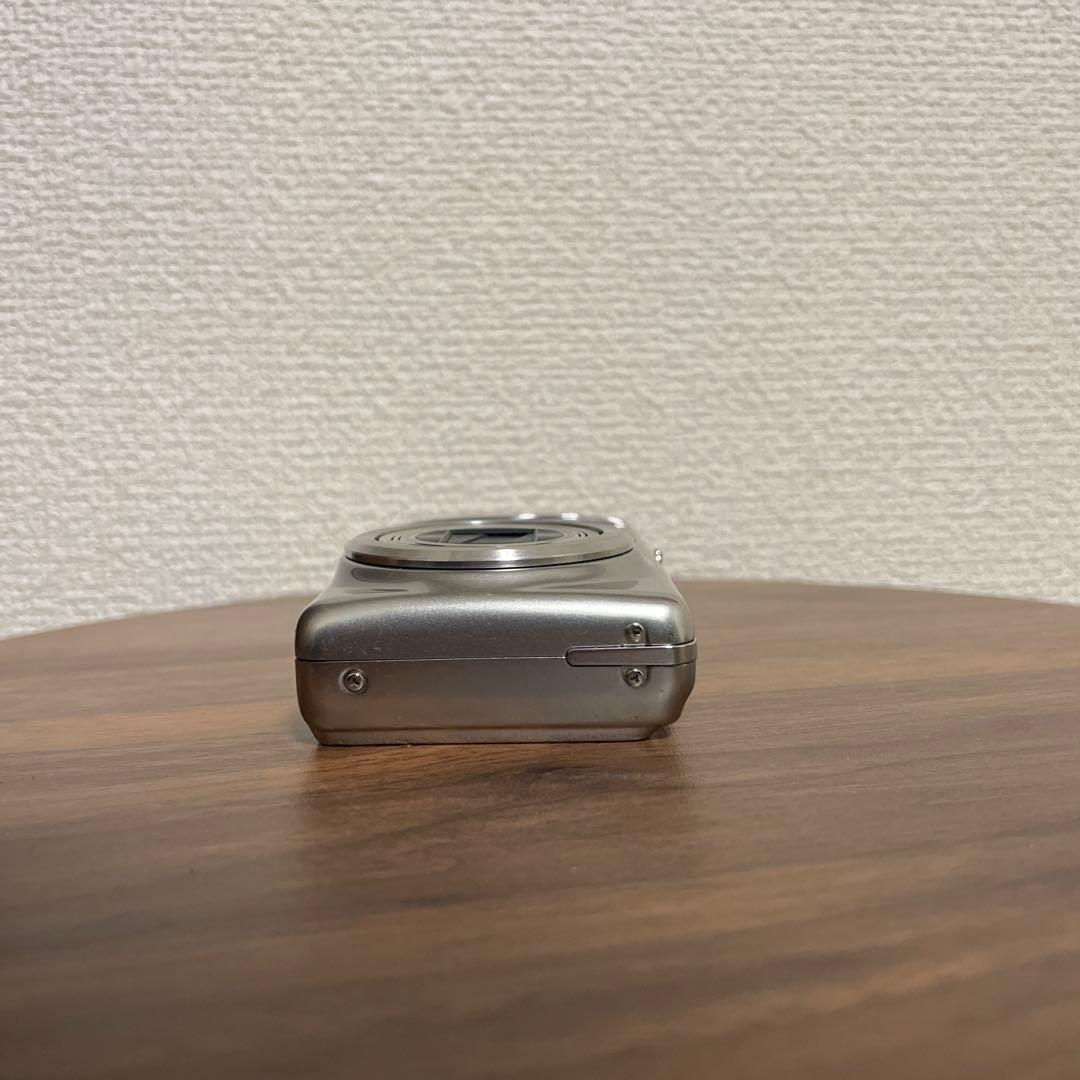 【オールドコンデジ】 FUJIFILM FinePix F70EXR