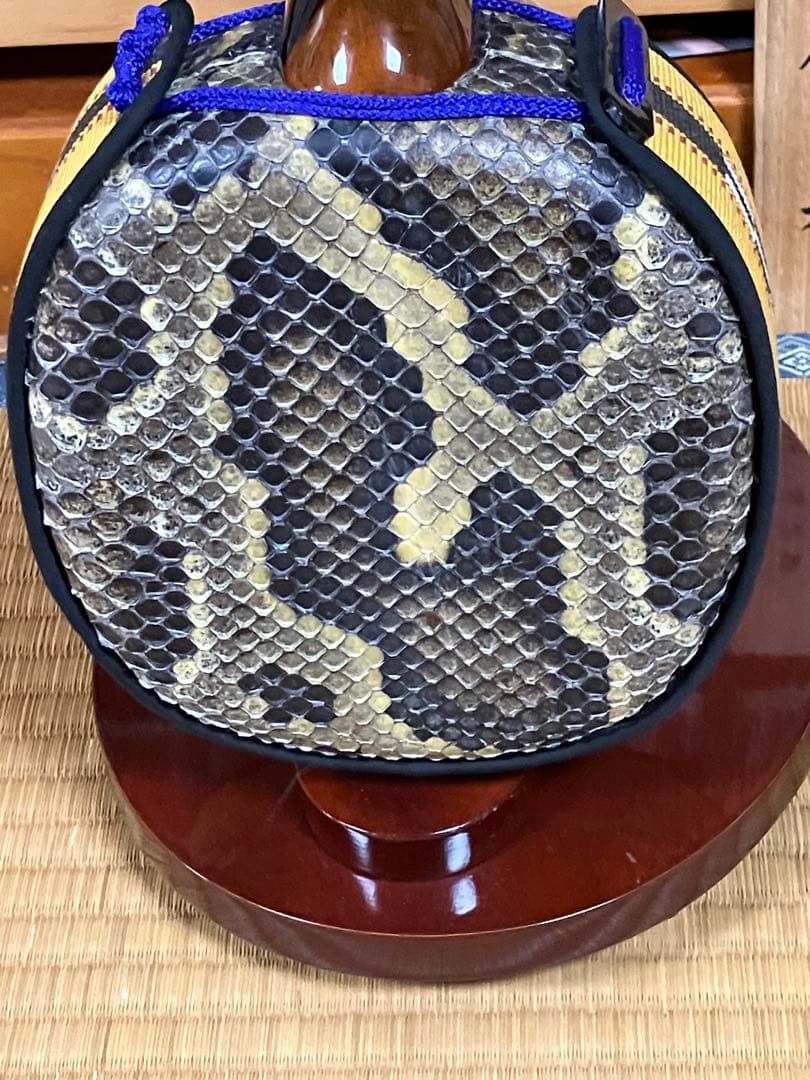 沖縄三線最高峰家宝級八重山黒木与那城型本皮一枚張りスンチ塗り期間限定出品