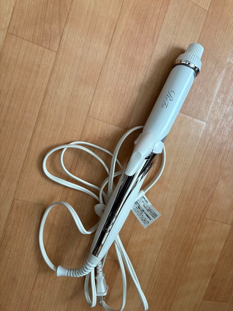 ホワイト カールヘアアイロン（リファ）