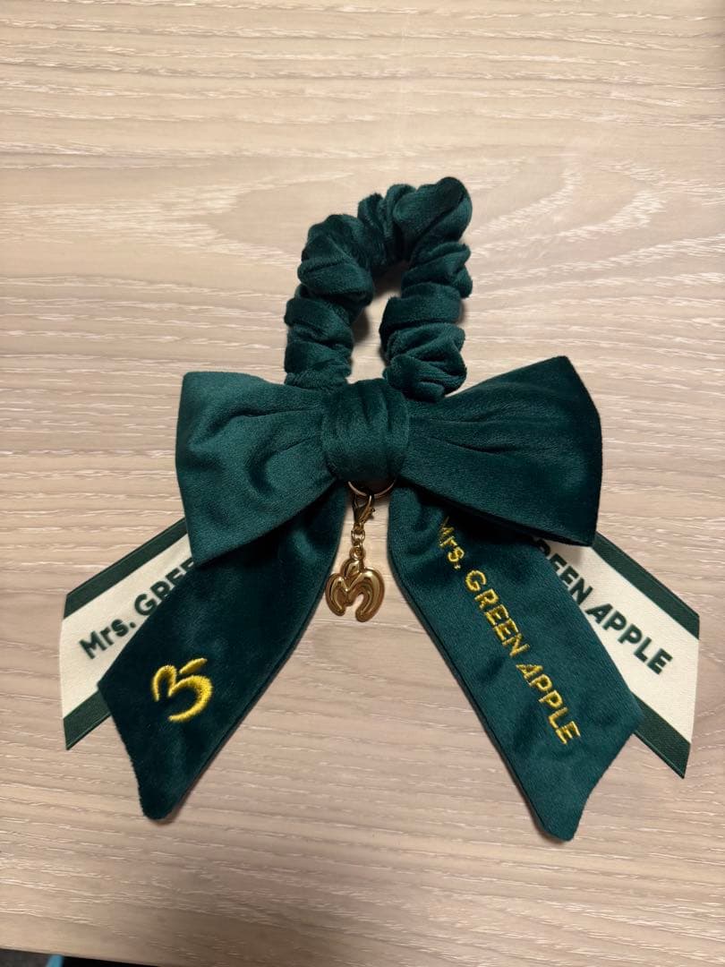 Mrs.GREENAPPLE ライトスティックリボン　緑