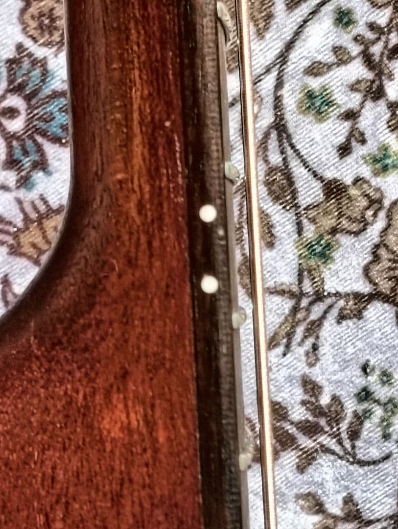 ヤマハ　エレアコ　ギター　A1M