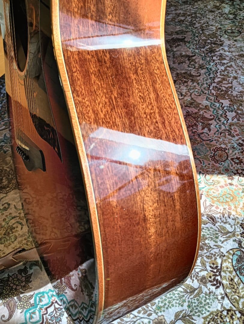 ヤマハ　エレアコ　ギター　A1M