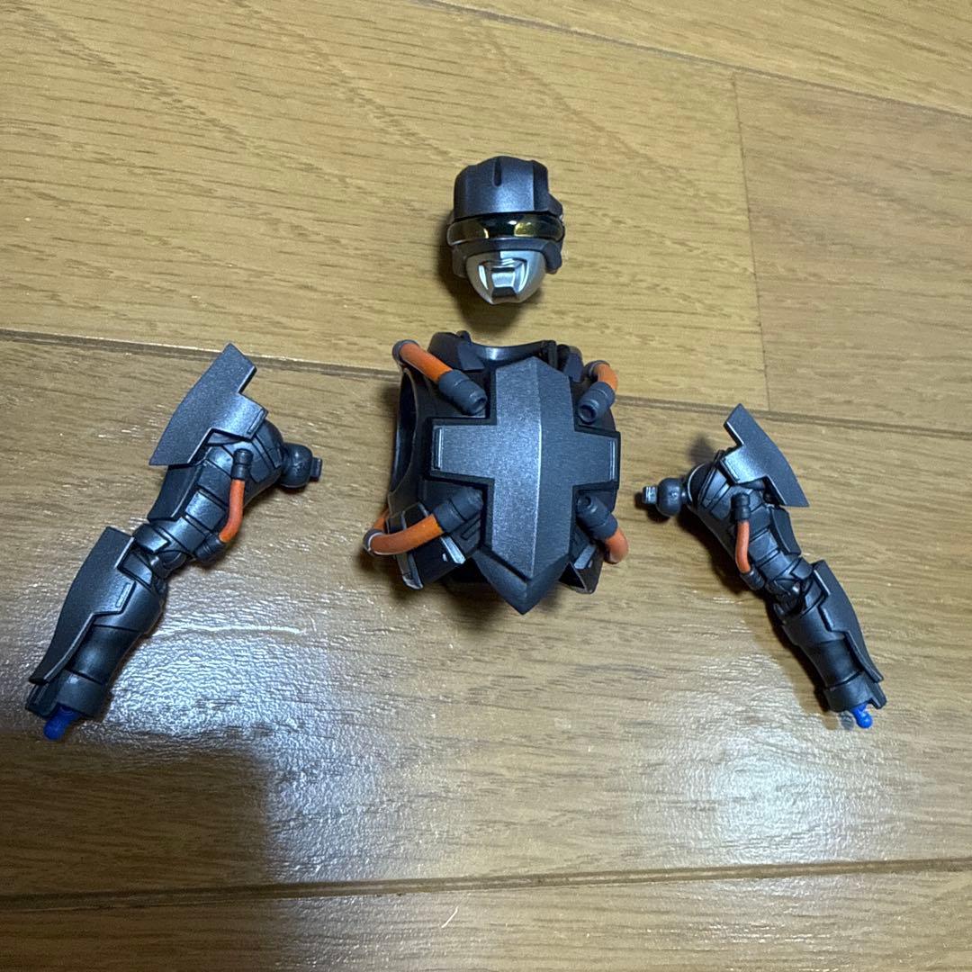 フィギュアーツ　テクターギアゼロ　ウルトラマンゼロ