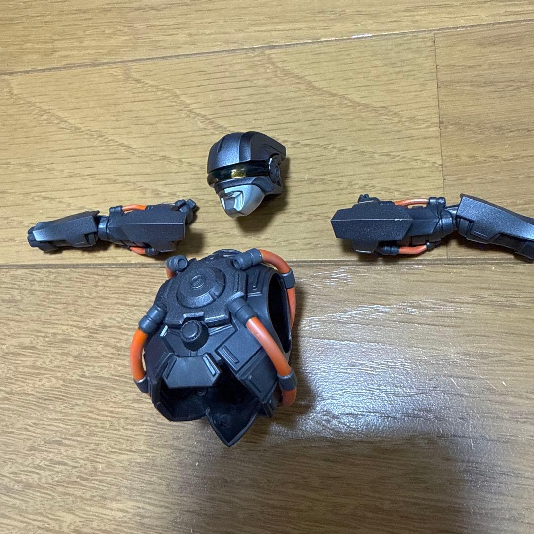 フィギュアーツ　テクターギアゼロ　ウルトラマンゼロ