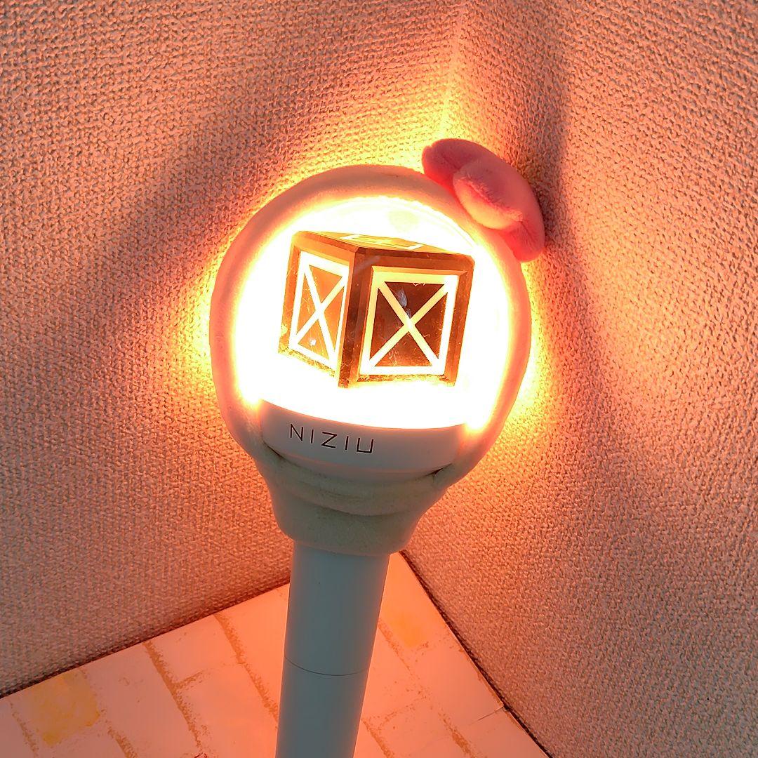 NiziU 公式ペンライト OFFICIAL LIGHT STICK　カバー付