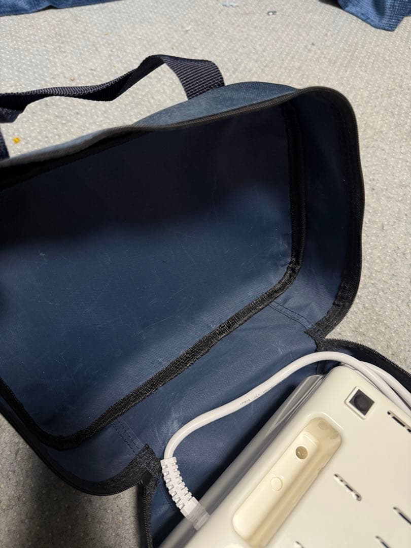 オムロン吸入器一式 NE-C28