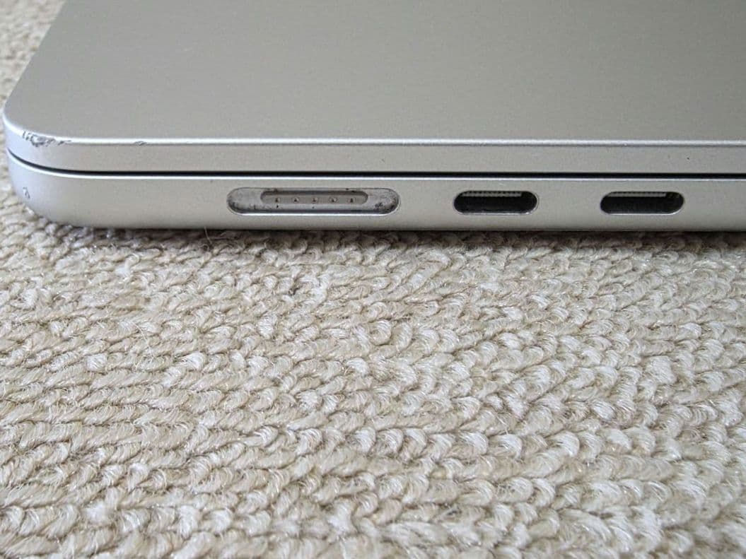 Macbook Air M2 15インチ モデル (2023)