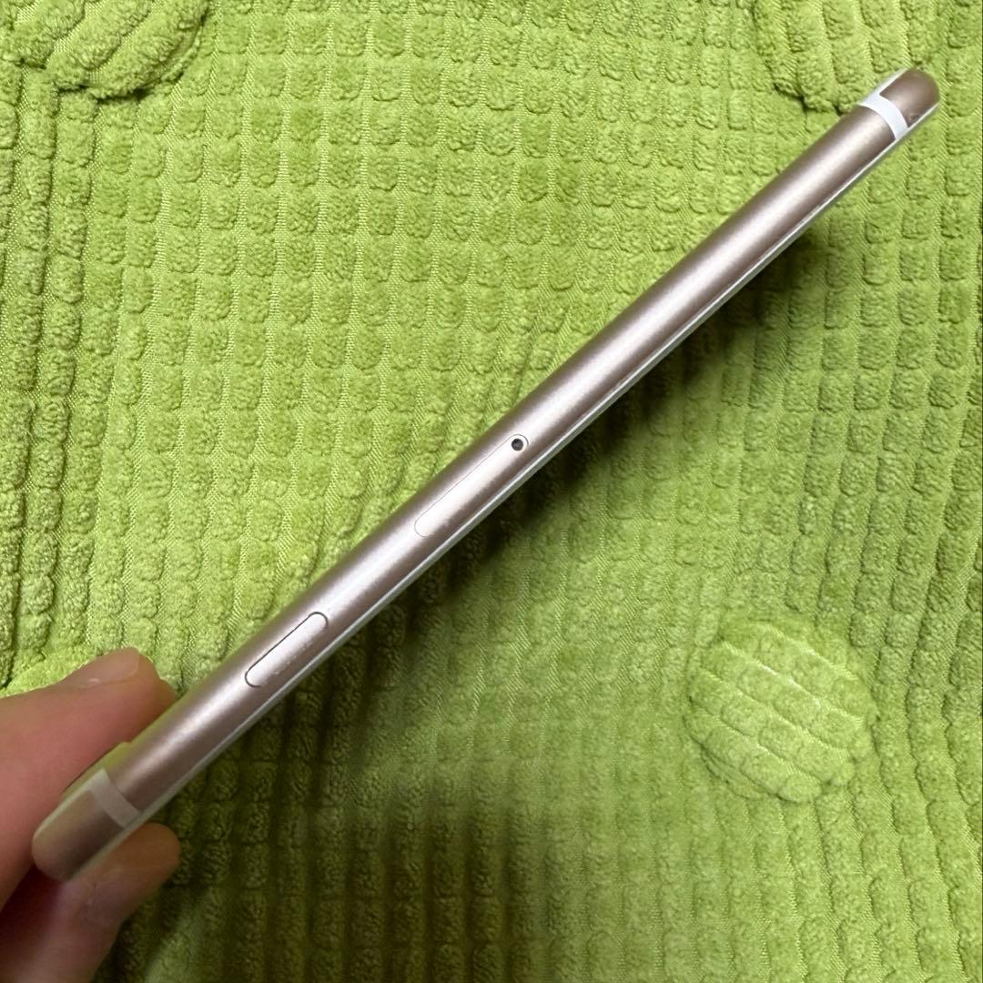 Apple iPhone7 ゴールド 32GB SIMフリー