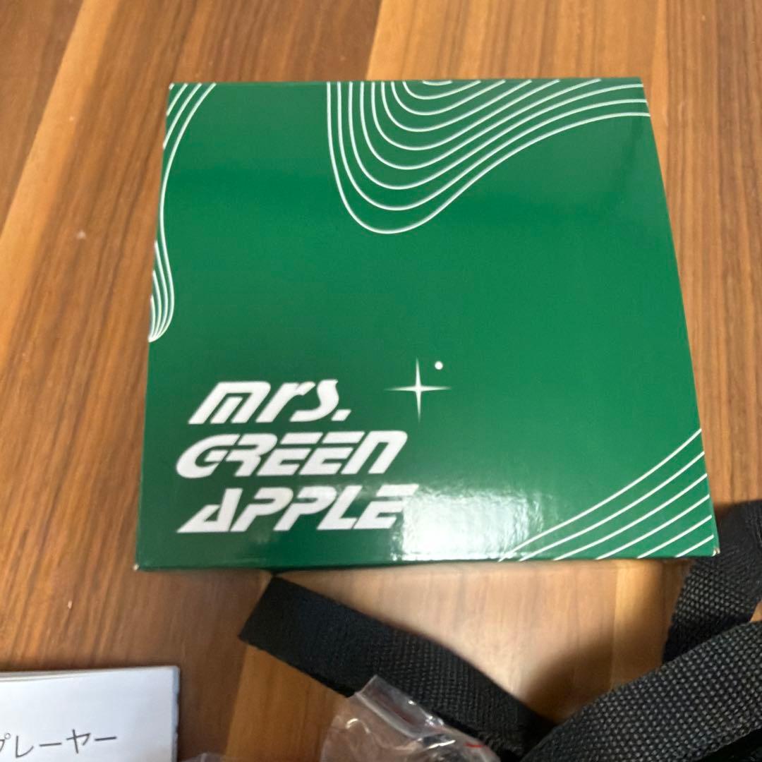 ミセスグリーンアップル　ポータブルCDプレイヤー　バッグ　ヘッドホン3点セット