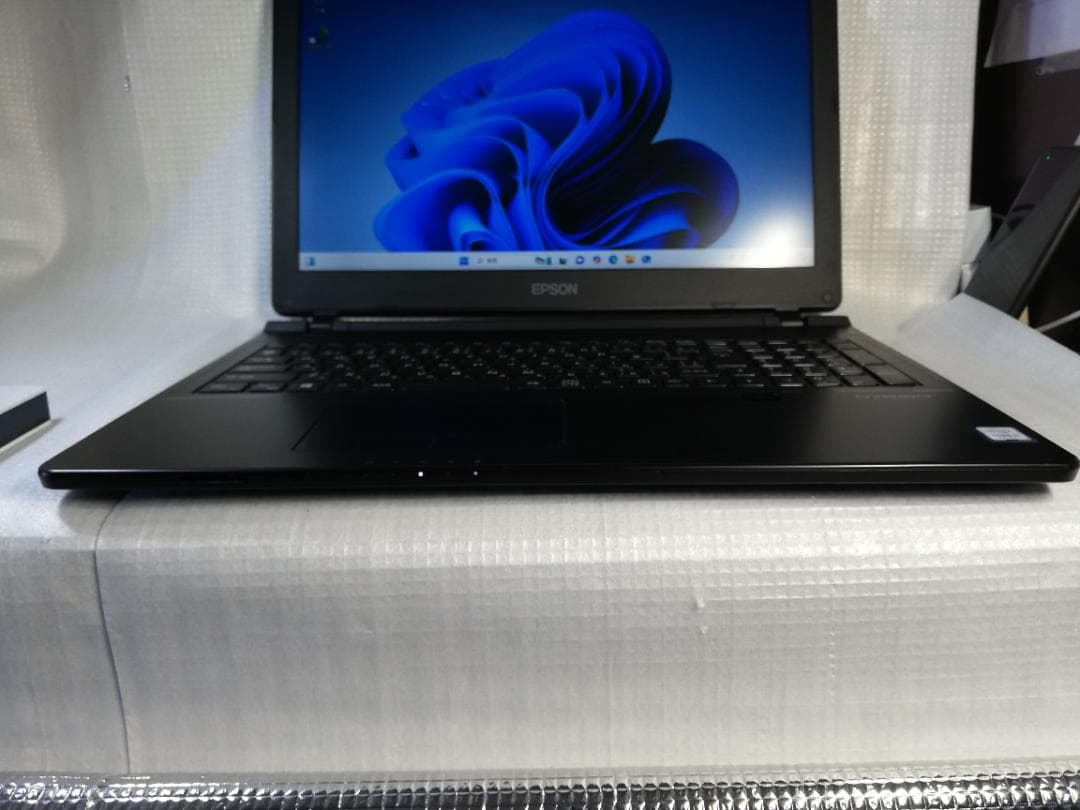 Windowsノート本体 EPSON Endeavor NJ4100 Windows11/office