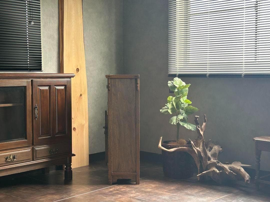 李氏朝鮮　アンティーク　キャビネット　無垢材　サイドボード　レトロ　棚　GH