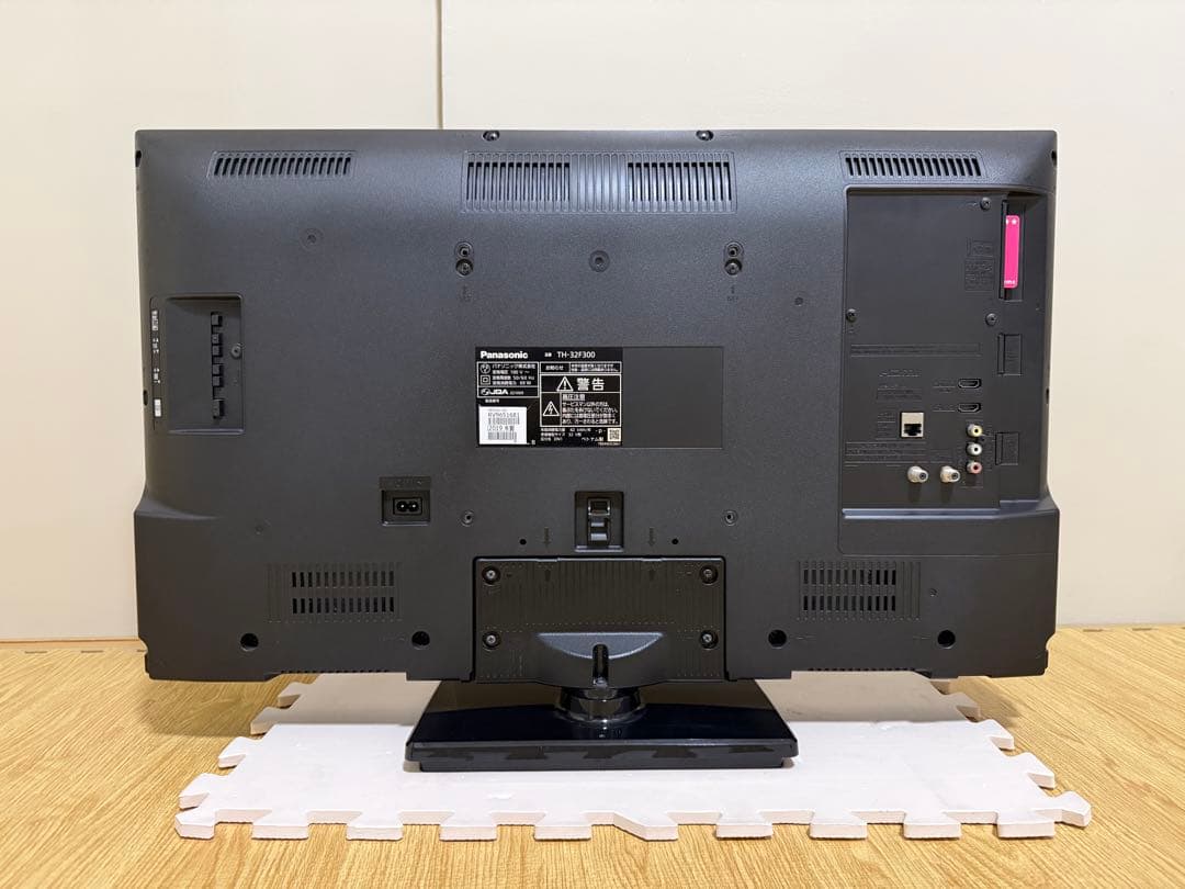 美品　パナソニック　TH-32E300 32型2019年製⭕️ 地上、BS/CS