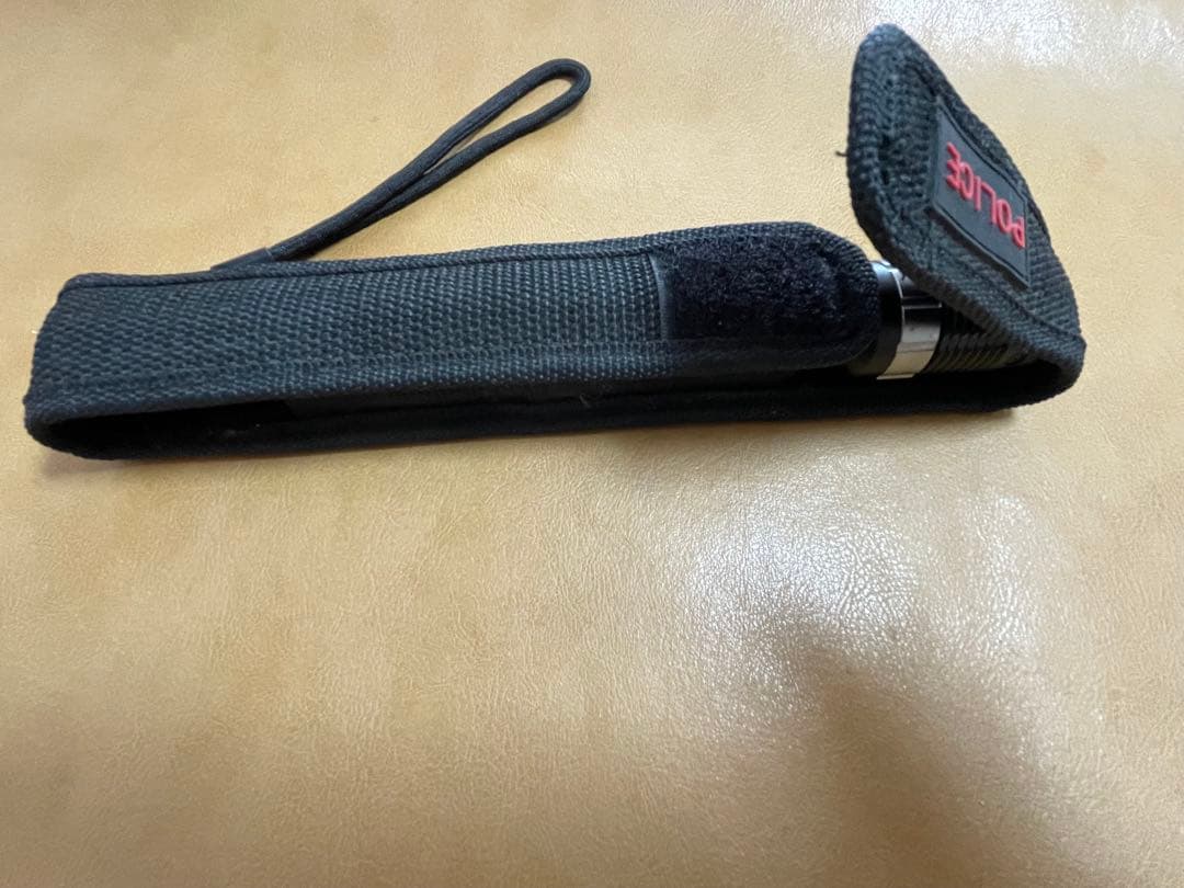 POLICE 7000W CL-124 ハンディライト　懐中電灯　ジャンク品