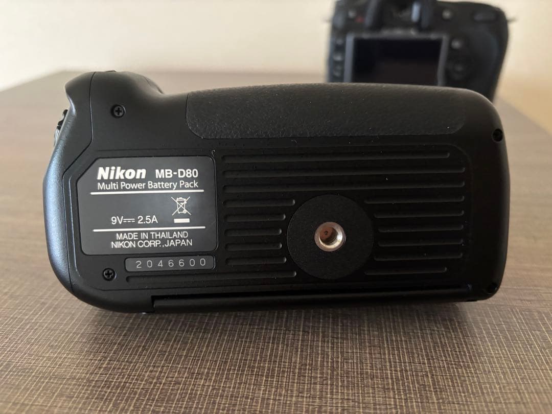 Nikon D90 18-200レンズキット デジタル一眼レフカメラ