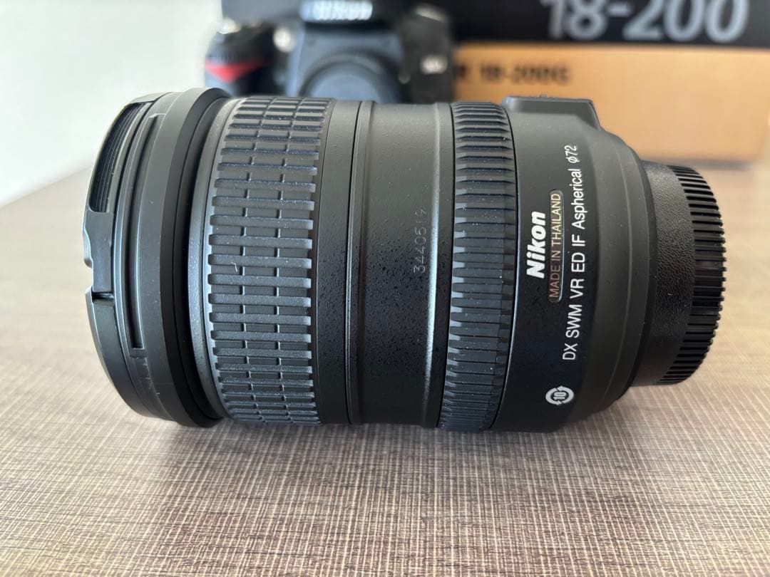 Nikon D90 18-200レンズキット デジタル一眼レフカメラ