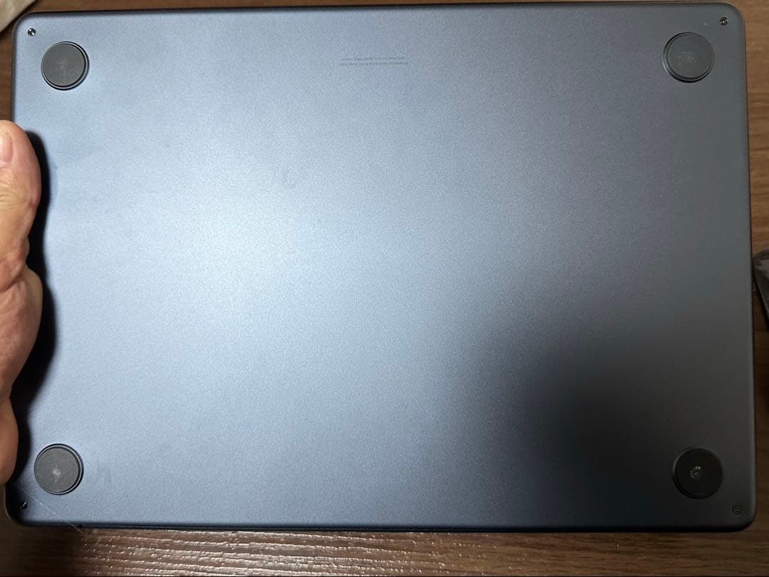 -極美品-MacBook Air M2 2022 8GB／512GB