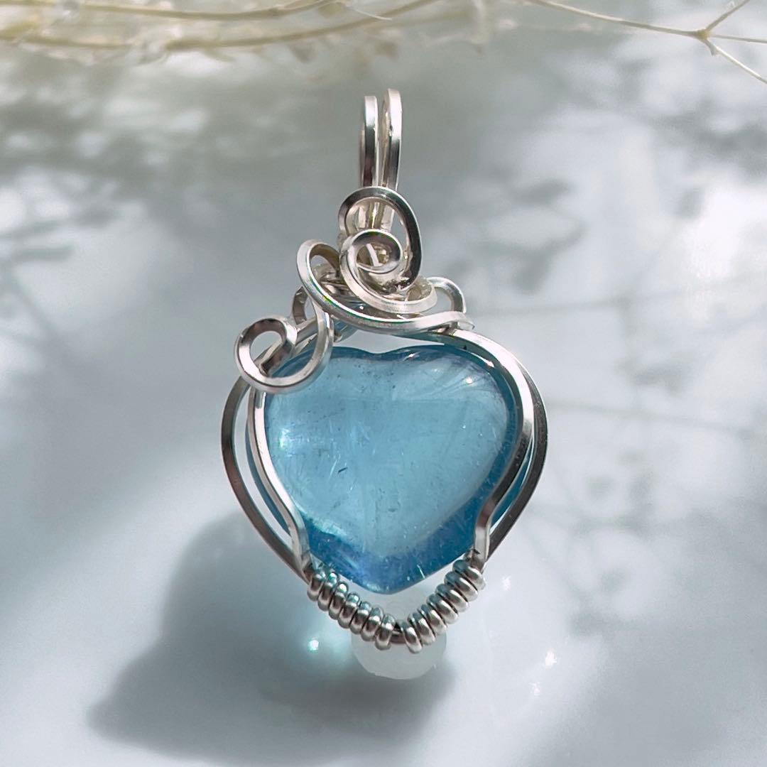 3月の誕生石✨アクアマリン　はーとタンブルペンダントトップ