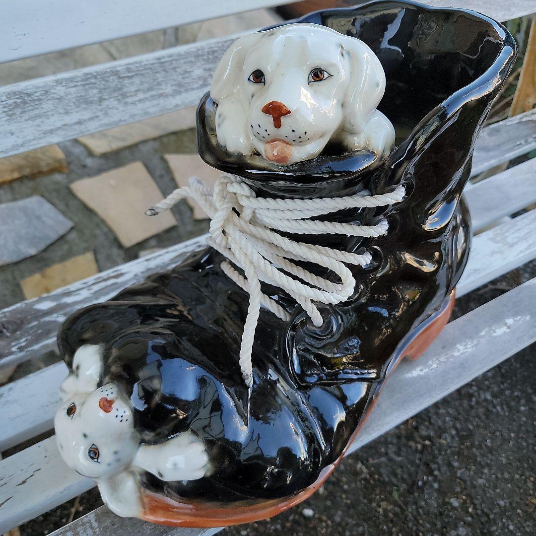 大型ガーデンオブジェ　プランター　置物　犬のフィギュア付き　ヴィンテージ