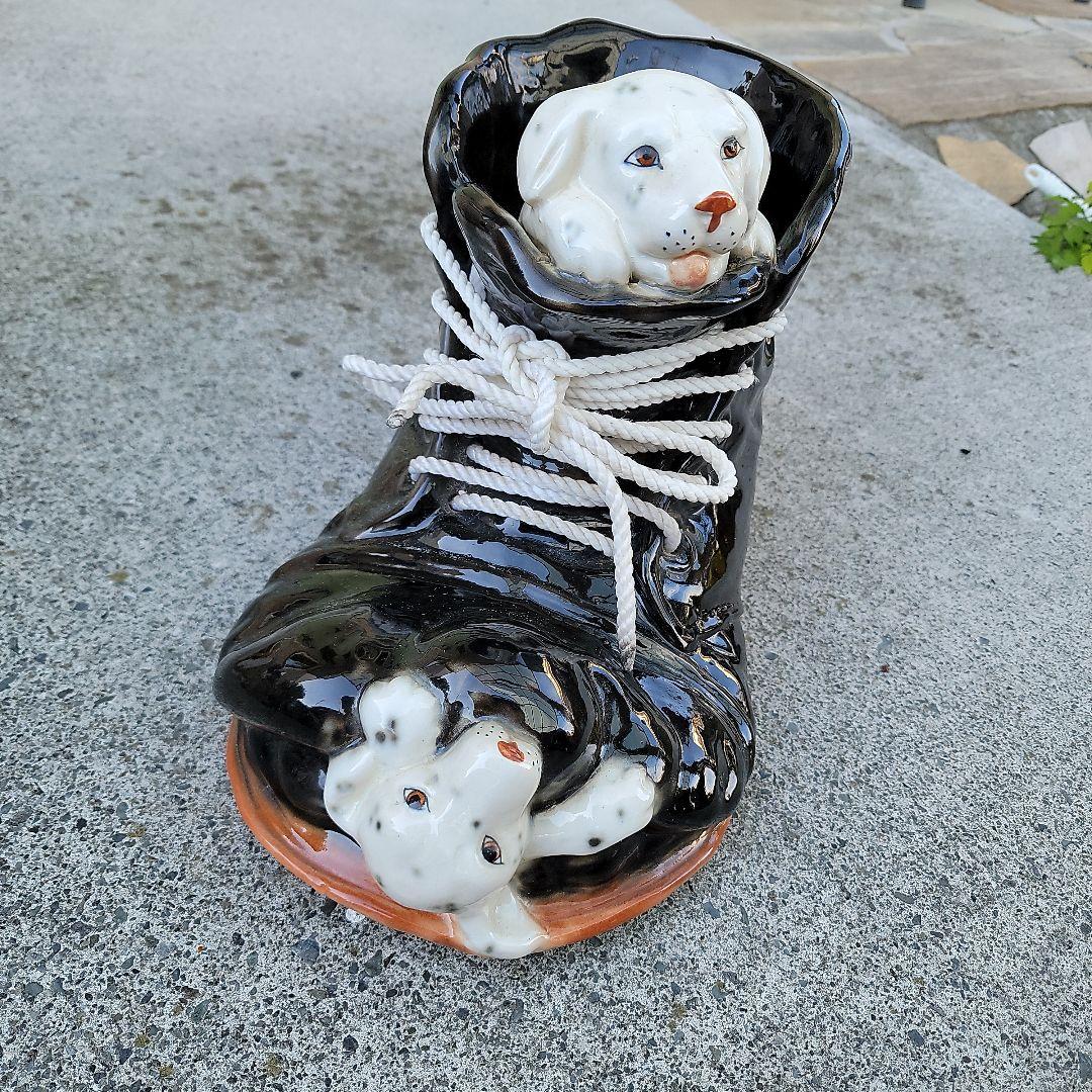 大型ガーデンオブジェ　プランター　置物　犬のフィギュア付き　ヴィンテージ