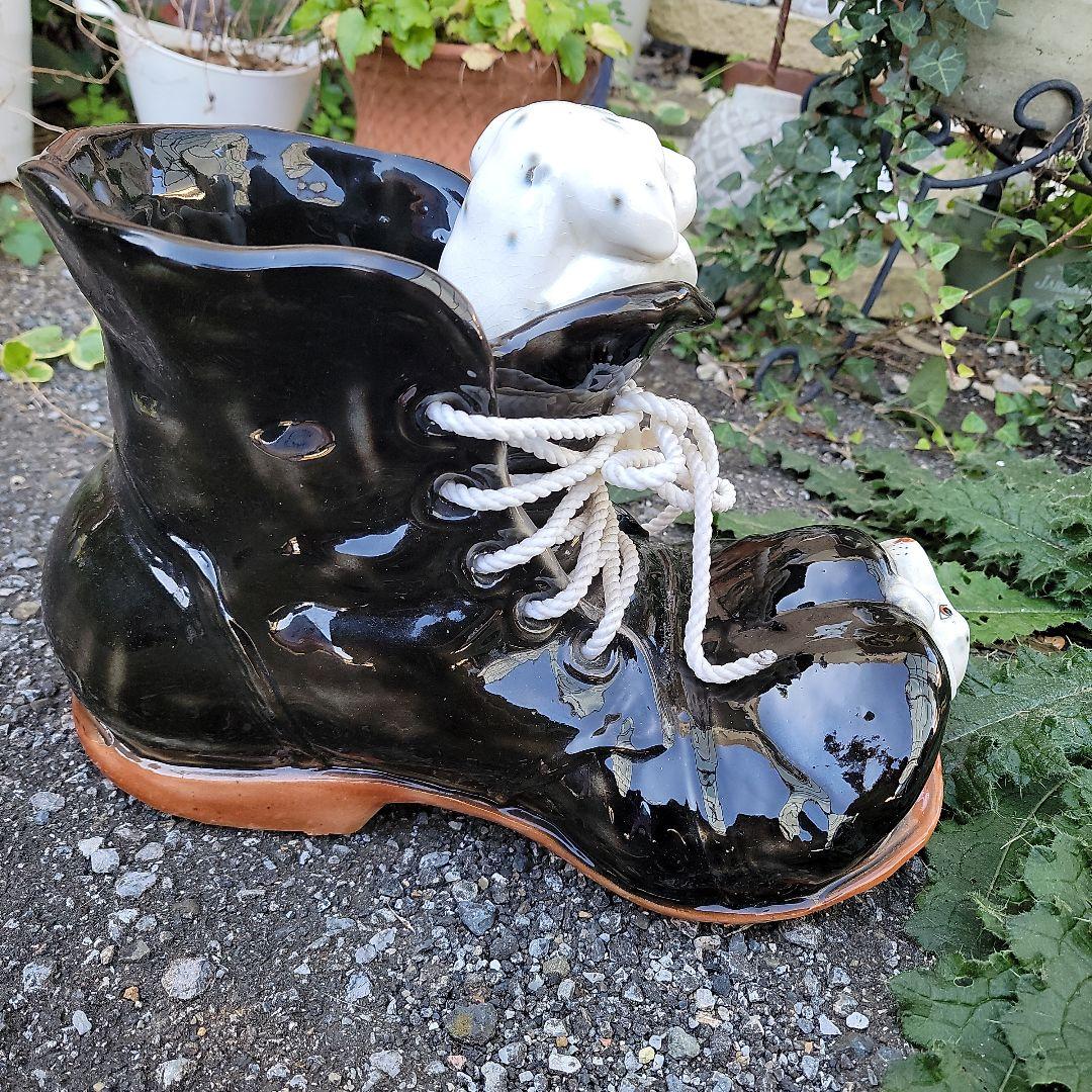 大型ガーデンオブジェ　プランター　置物　犬のフィギュア付き　ヴィンテージ