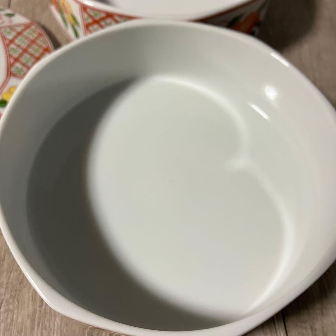 E-1【美品】たち吉 橘吉 有田焼 二段重 お重箱 花柄 格子紋 陶器製保存容器