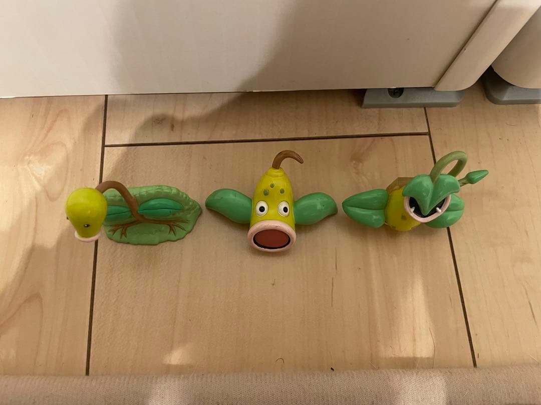 希少！【初期】 モンコレ　マダツボミ　ウツドン　ウツボット