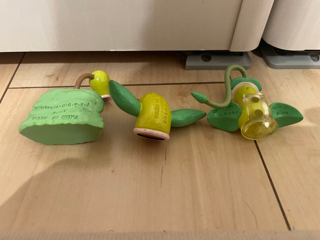 希少！【初期】 モンコレ　マダツボミ　ウツドン　ウツボット