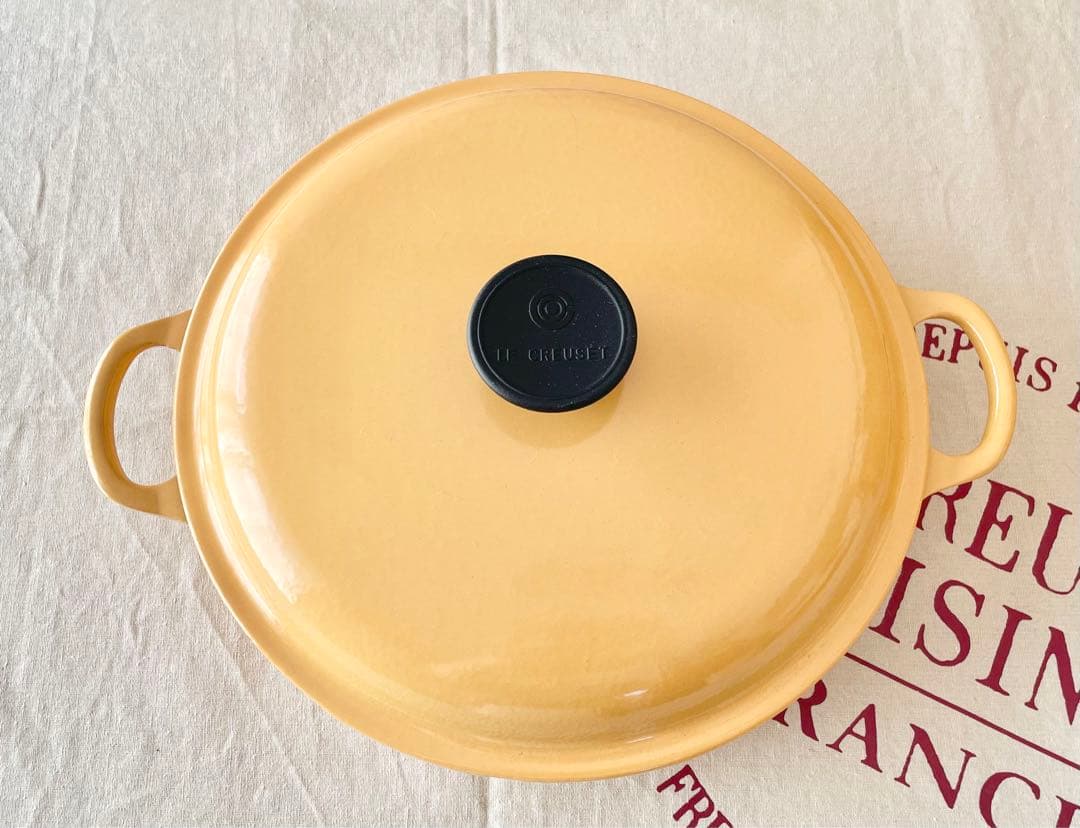 m*i様 ＊＊ビュッフェ・キャセロール２６cm　ル・クルーゼ＊＊中古 サフランイ