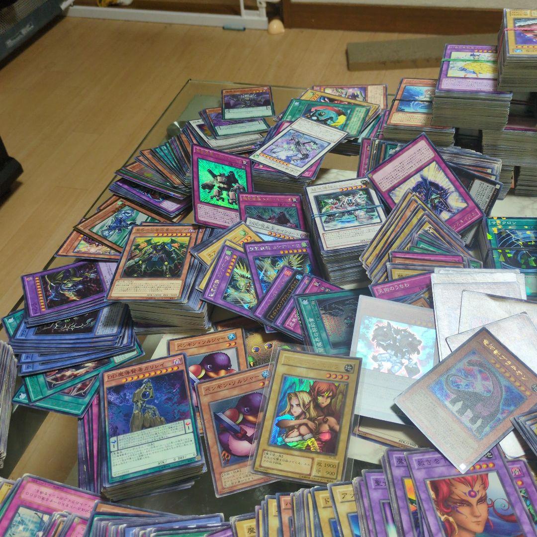 遊戯王引退品初期多数約8000枚初期2期300〜500枚