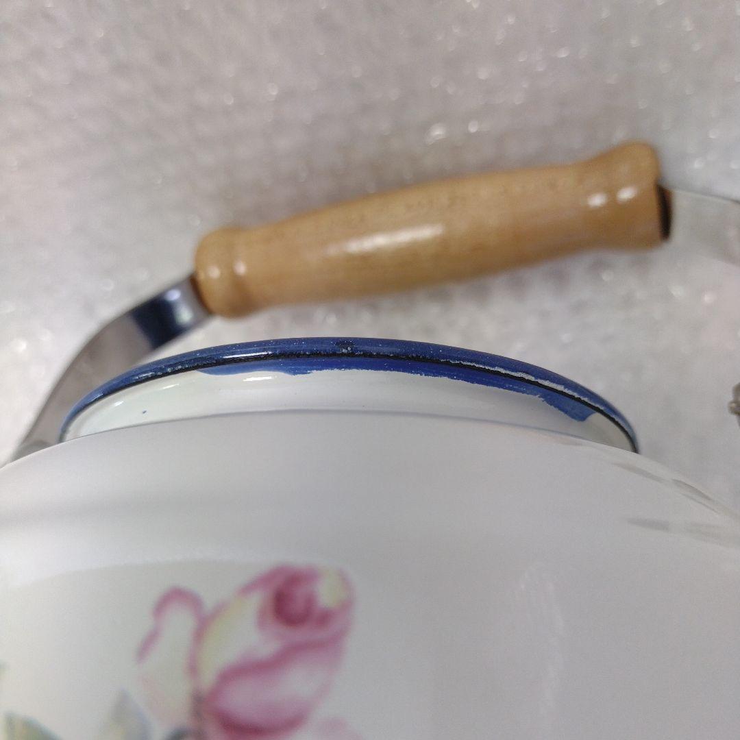 イマン　ビビアンローズ　ケルト　やかん　ホーロー