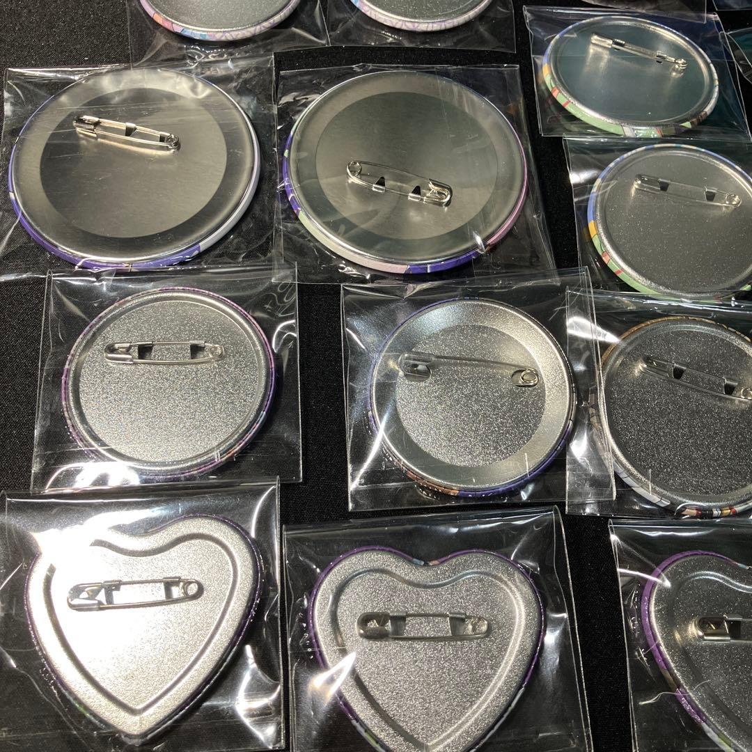 忍たま乱太郎　竹谷八左ヱ門　軍師　缶バッジ　アクリルスタンド等　２８点セット