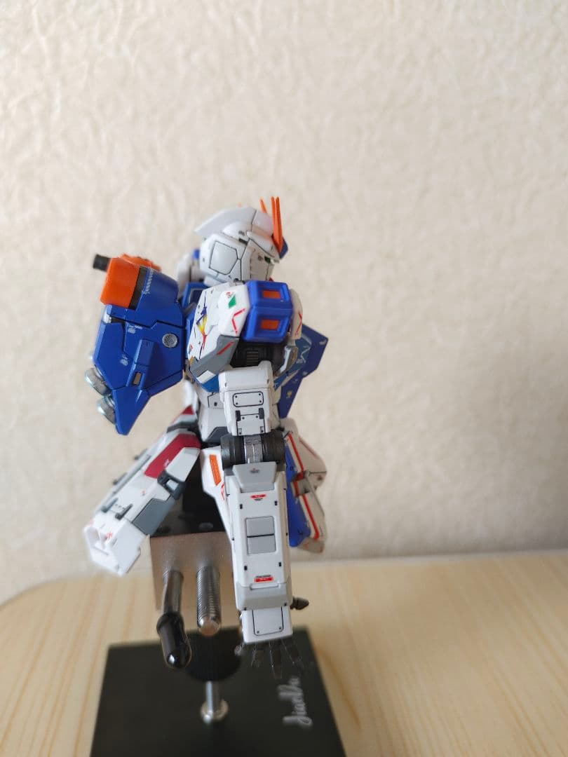 RG 1/144 RX-93ff νガンダム 塗装済 完成品