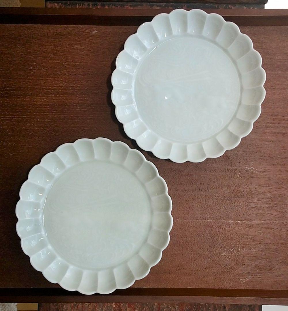 作家もの 白磁 13cm取り皿 二枚セット 波兎